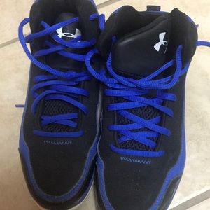 Underarmour youth basketball shoes